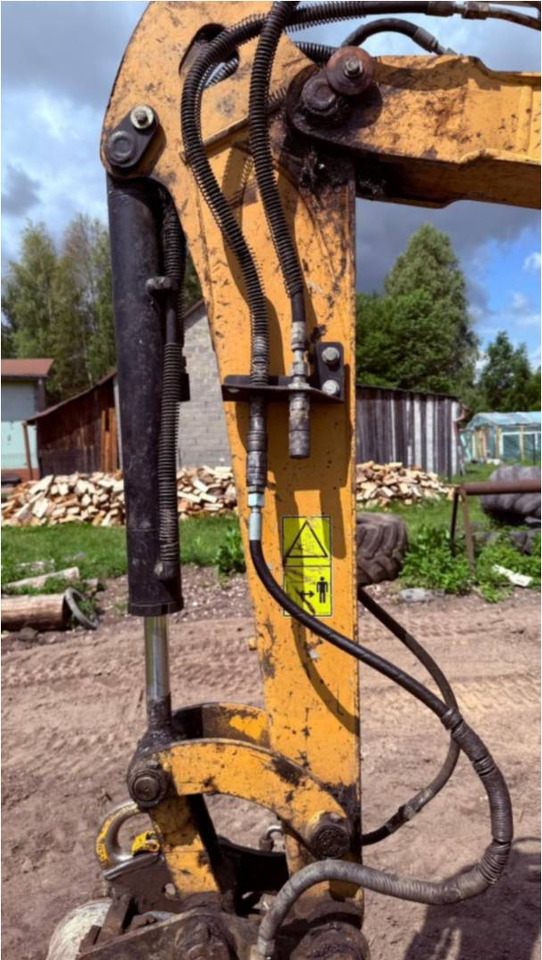 CAT 303.5ECR - Верижен багер: снимка 3 CAT 303.5ECR - Верижен багер: снимка 3