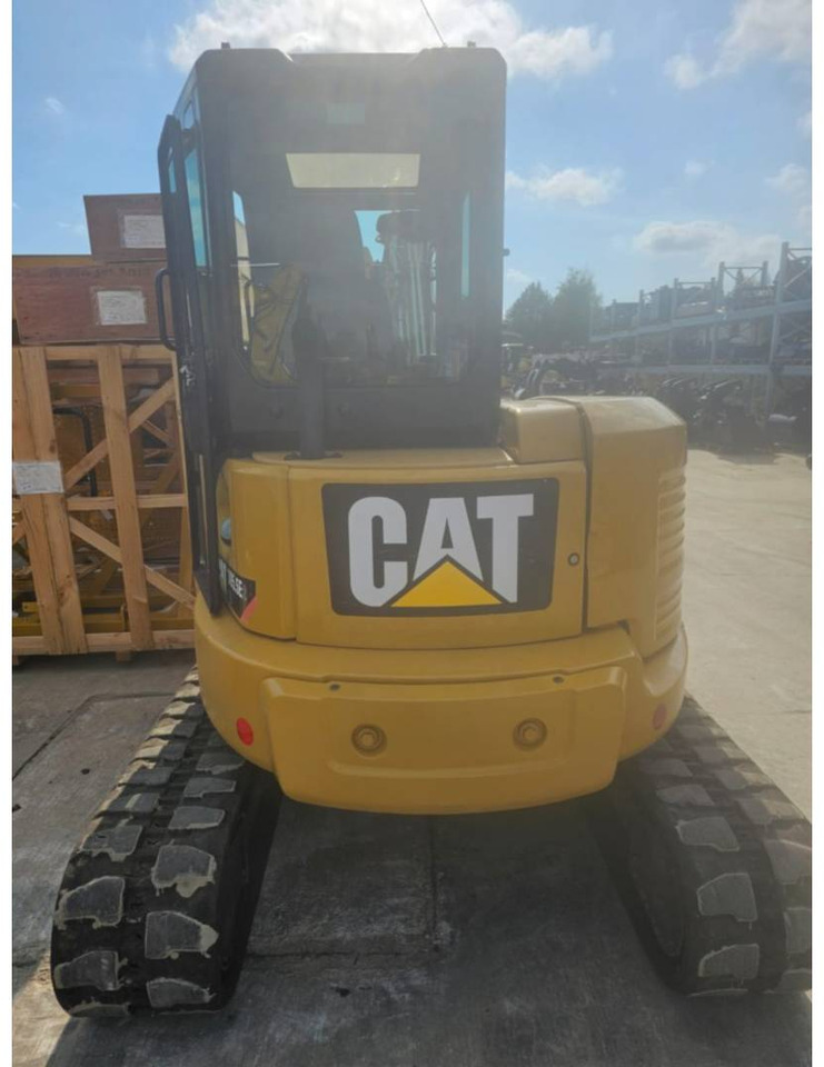 CAT 305.5E2CR - Верижен багер: снимка 4 CAT 305.5E2CR - Верижен багер: снимка 4