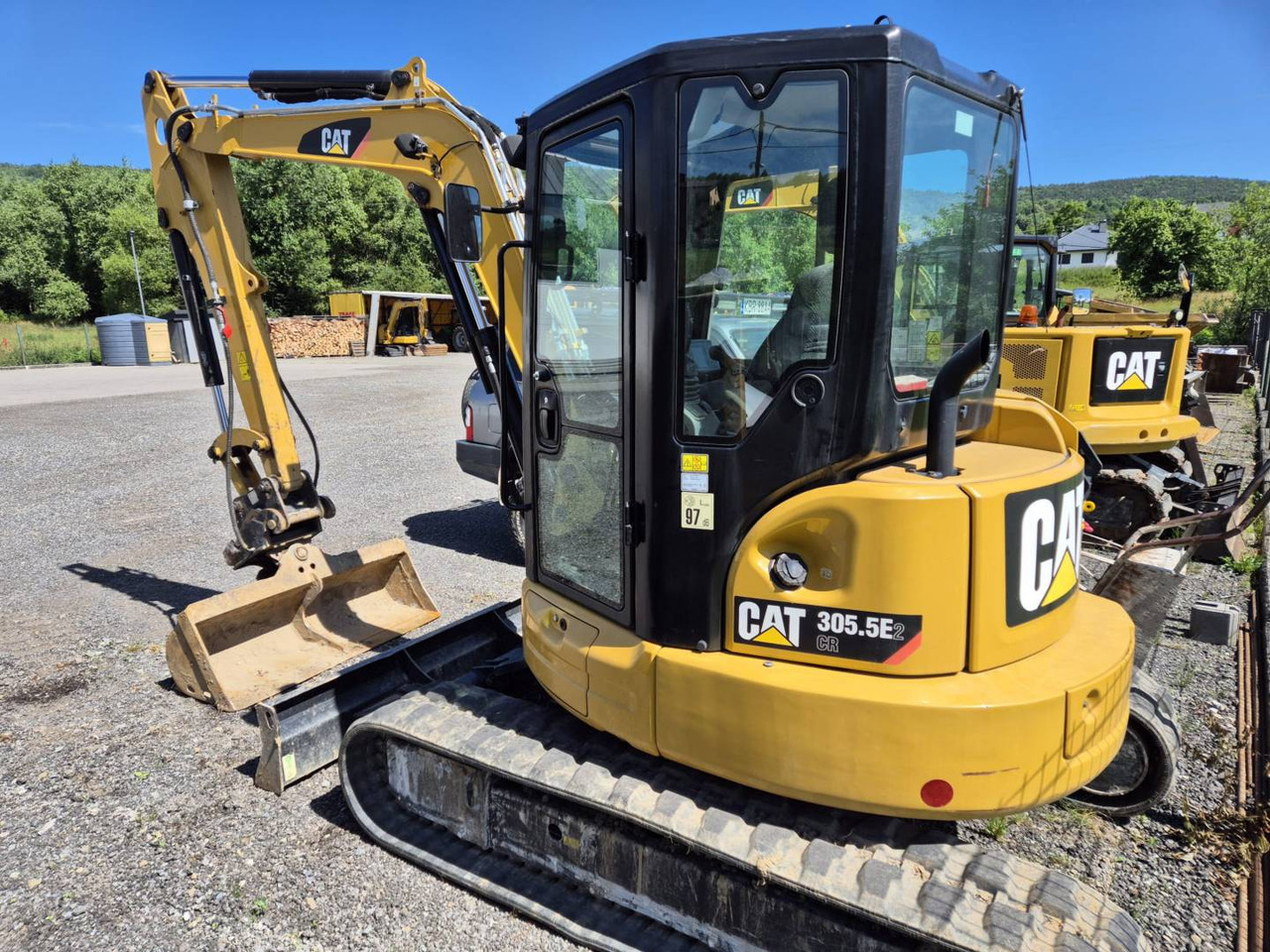 CAT 305.5E2CR - Верижен багер: снимка 4 CAT 305.5E2CR - Верижен багер: снимка 4