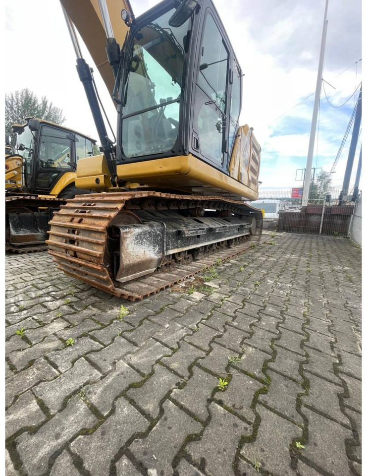 Верижен багер CAT 320GC: снимка 11