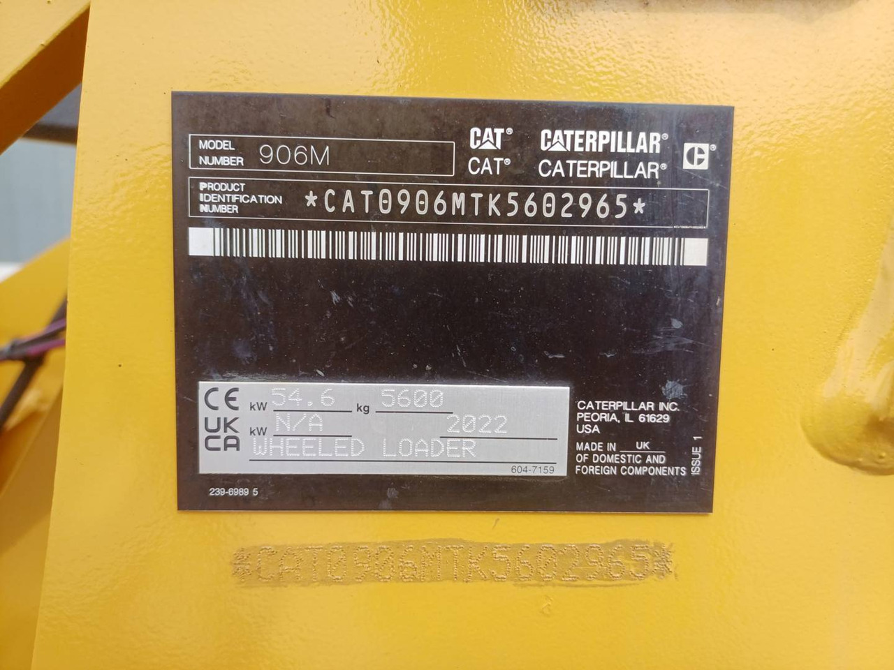 Колесен товарач CAT 906M: снимка 6