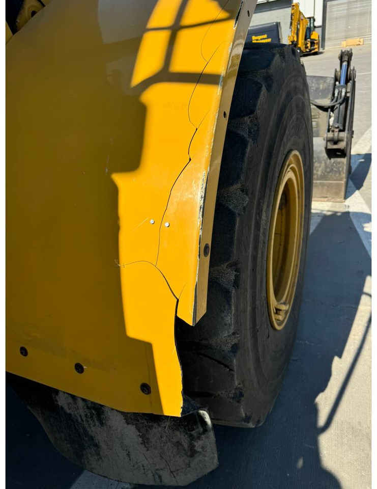 Лизинг на CAT 962M CAT 962M: снимка 13