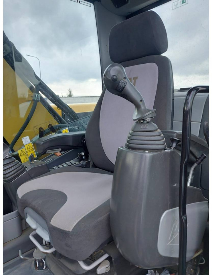 CAT M313D - Колесен багер: снимка 5 CAT M313D - Колесен багер: снимка 5