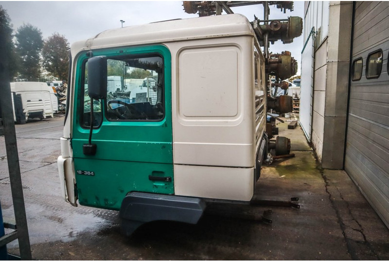 MAN F92L22 F2000 - Кабина и интериор за Камион: снимка 4 MAN F92L22 F2000 - Кабина и интериор за Камион: снимка 4