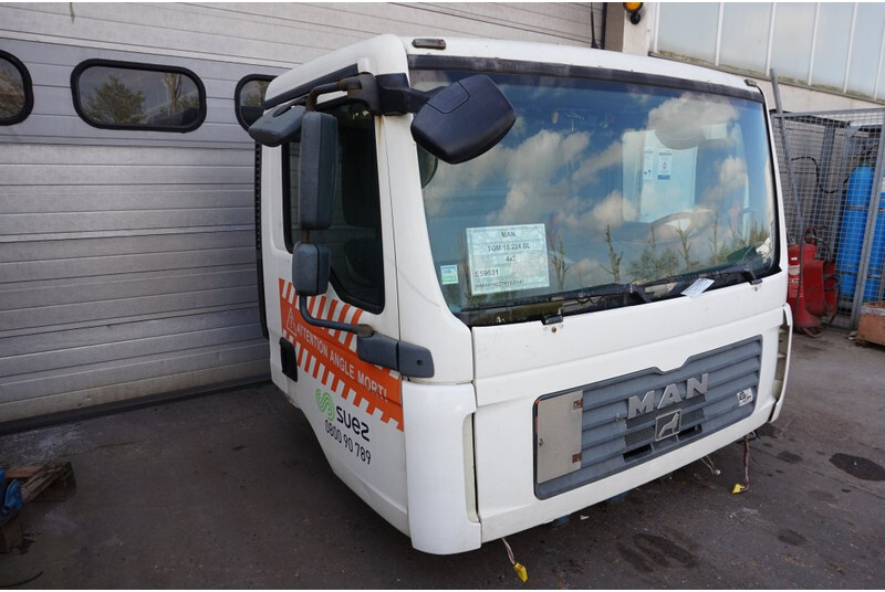 MAN F99L10 TGM 6 CYL 81.60000-7786 - Кабина и интериор за Камион: снимка 2 MAN F99L10 TGM 6 CYL 81.60000-7786 - Кабина и интериор за Камион: снимка 2