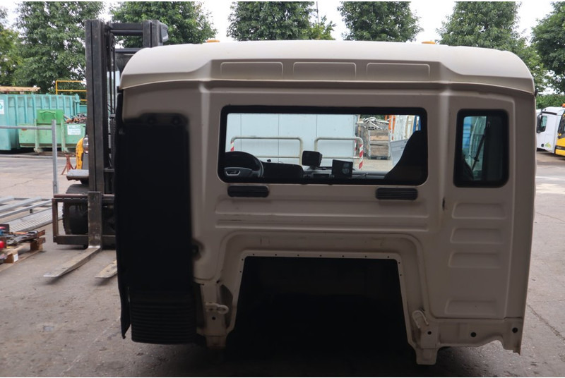 MAN F99L17 TGS - Кабина и интериор за Камион: снимка 4 MAN F99L17 TGS - Кабина и интериор за Камион: снимка 4