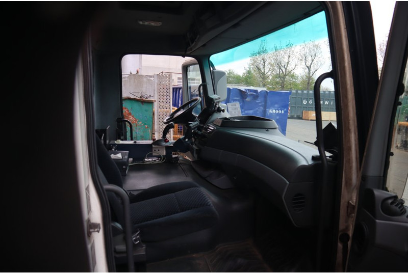 Кабина и интериор за Камион Mercedes-Benz ACTROS F07 MP3 94389915588371: снимка 6