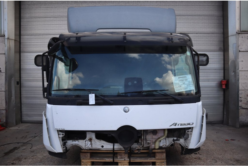 Mercedes-Benz ATEGO MP4 6CYL - Кабина и интериор за Камион: снимка 1 Mercedes-Benz ATEGO MP4 6CYL - Кабина и интериор за Камион: снимка 1