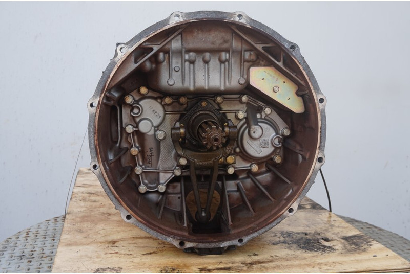 ZF 12AS2131TD+INT3 - Скоростна кутия за Камион: снимка 2 ZF 12AS2131TD+INT3 - Скоростна кутия за Камион: снимка 2