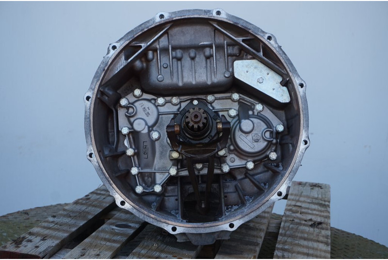 ZF 12AS2330TD 81 32004-6397 - Скоростна кутия за Камион: снимка 2 ZF 12AS2330TD 81 32004-6397 - Скоростна кутия за Камион: снимка 2
