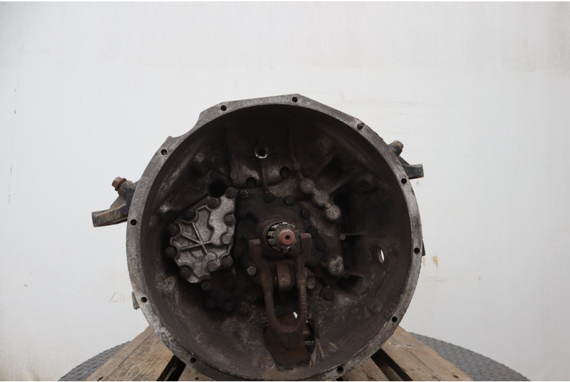 ZF 16S151OD+INT F2000 81.32004-6402 - Скоростна кутия за Камион: снимка 2 ZF 16S151OD+INT F2000 81.32004-6402 - Скоростна кутия за Камион: снимка 2
