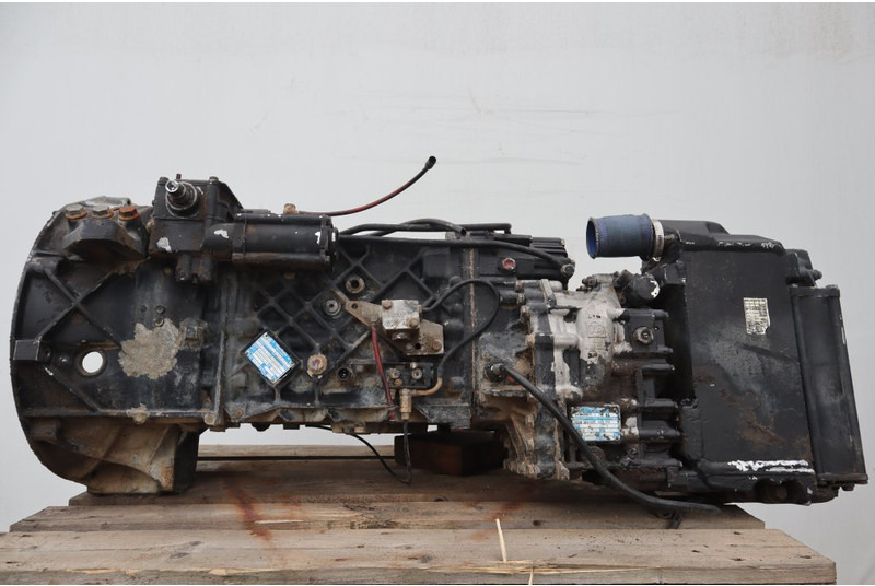 ZF 16S151OD+INT F2000 81.32004-6402 - Скоростна кутия за Камион: снимка 1 ZF 16S151OD+INT F2000 81.32004-6402 - Скоростна кутия за Камион: снимка 1