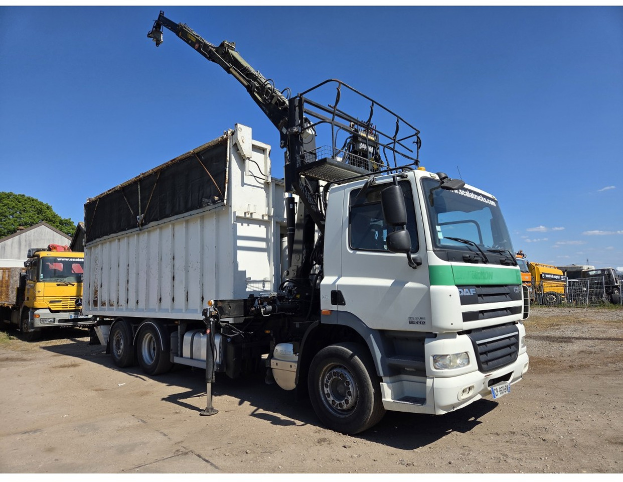 DAF CF85.410 6x2 steering axle lenk Tipper Crane HIAB J1320Z - Самосвал камион, Камион с кран: снимка 5 DAF CF85.410 6x2 steering axle lenk Tipper Crane HIAB J1320Z - Самосвал камион, Камион с кран: снимка 5