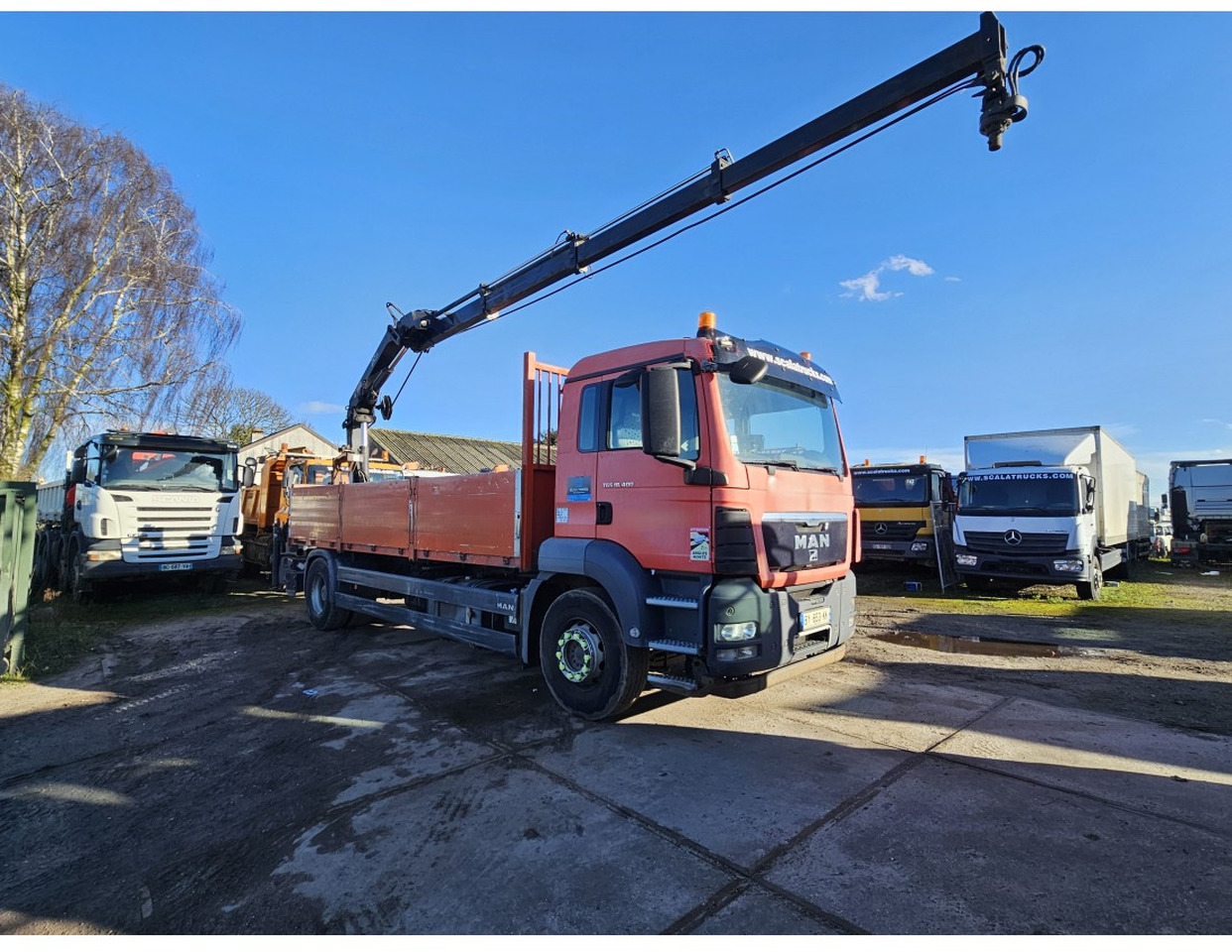 MAN TGS 18.400 Euro 5 Flat bed Full Spring suspension HIAB 122E -3 hiduo Crane Kran Remote - Бордови камион, Камион с кран: снимка 3 MAN TGS 18.400 Euro 5 Flat bed Full Spring suspension HIAB 122E -3 hiduo Crane Kran Remote - Бордови камион, Камион с кран: снимка 3