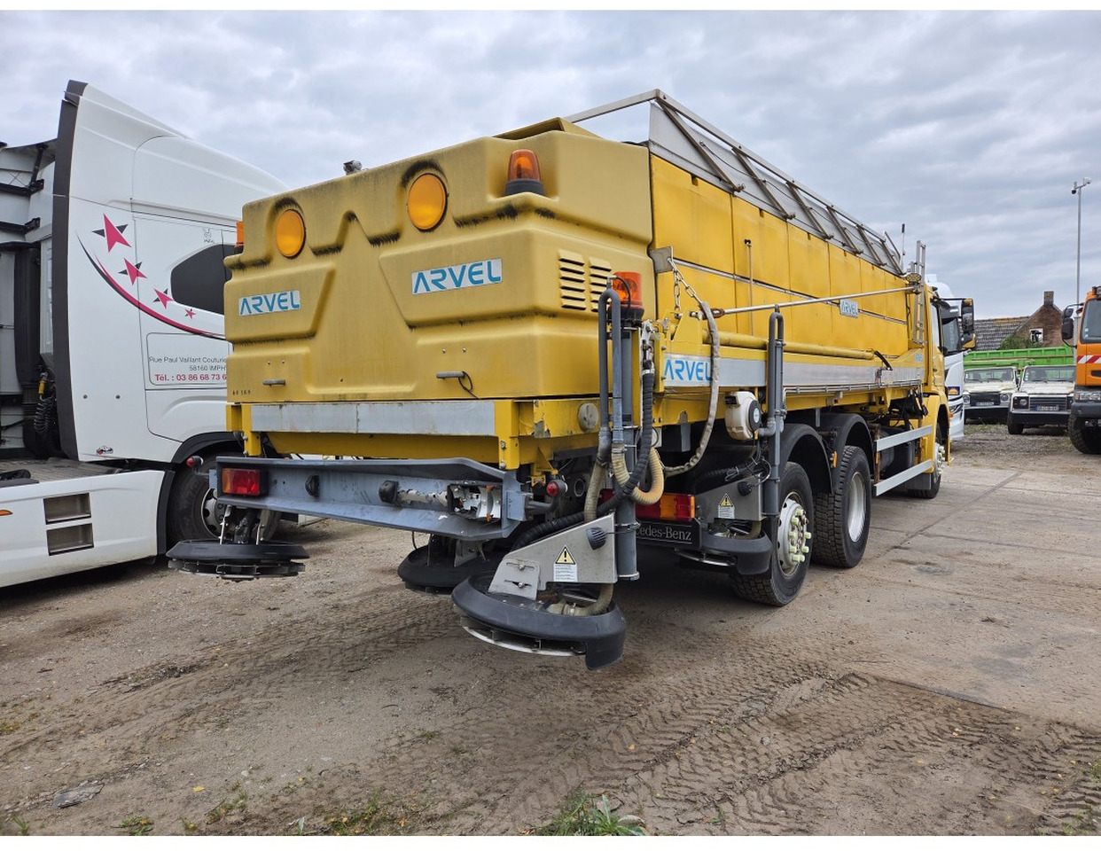 MERCEDES AXOR 2533 6X2 CHASSIS LOW MILEAGE - Шаси кабина, Снегорин: снимка 3 MERCEDES AXOR 2533 6X2 CHASSIS LOW MILEAGE - Шаси кабина, Снегорин: снимка 3