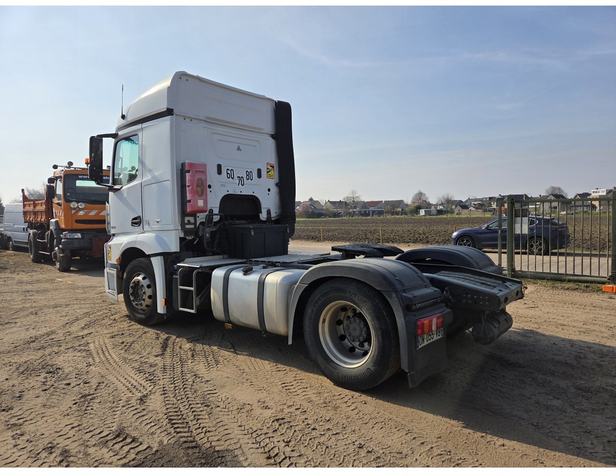 Mercedes Actros 1843 4X2 StreamSpace Retarder Parking Air conditioning PTO - Влекач: снимка 2 Mercedes Actros 1843 4X2 StreamSpace Retarder Parking Air conditioning PTO - Влекач: снимка 2