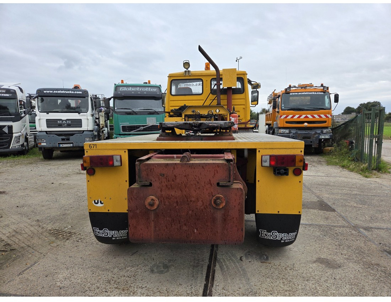 RENAULT M170 4x4 TRACTOR UNIT FULL SPRING SUSPENSION VERY LOW MILEAGE - Влекач: снимка 5 RENAULT M170 4x4 TRACTOR UNIT FULL SPRING SUSPENSION VERY LOW MILEAGE - Влекач: снимка 5