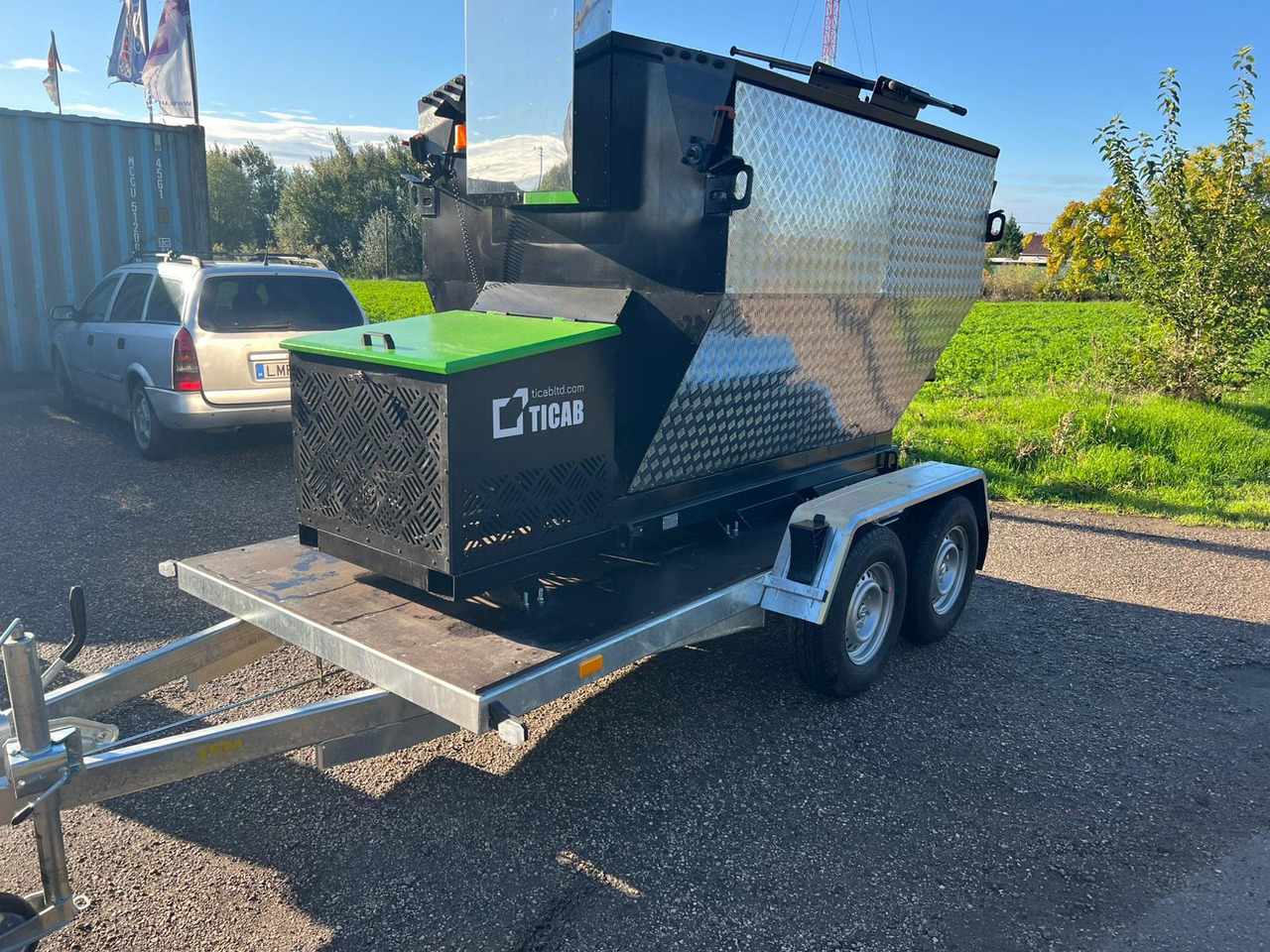 TICAB Asphalt Hot Box from the Manufacturer for 2,8 t, termiskais bunkurs asfaltam HB-2 - Техника за слагане на асфалт: снимка 4 TICAB Asphalt Hot Box from the Manufacturer for 2,8 t, termiskais bunkurs asfaltam HB-2 - Техника за слагане на асфалт: снимка 4