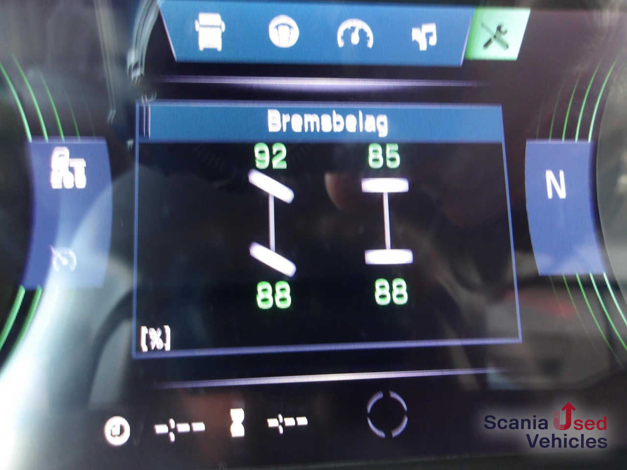 SCANIA R 460 EB - MEGA - HIGHLINE - 2x TANKs - ACC - Влекач: снимка 2 SCANIA R 460 EB - MEGA - HIGHLINE - 2x TANKs - ACC - Влекач: снимка 2