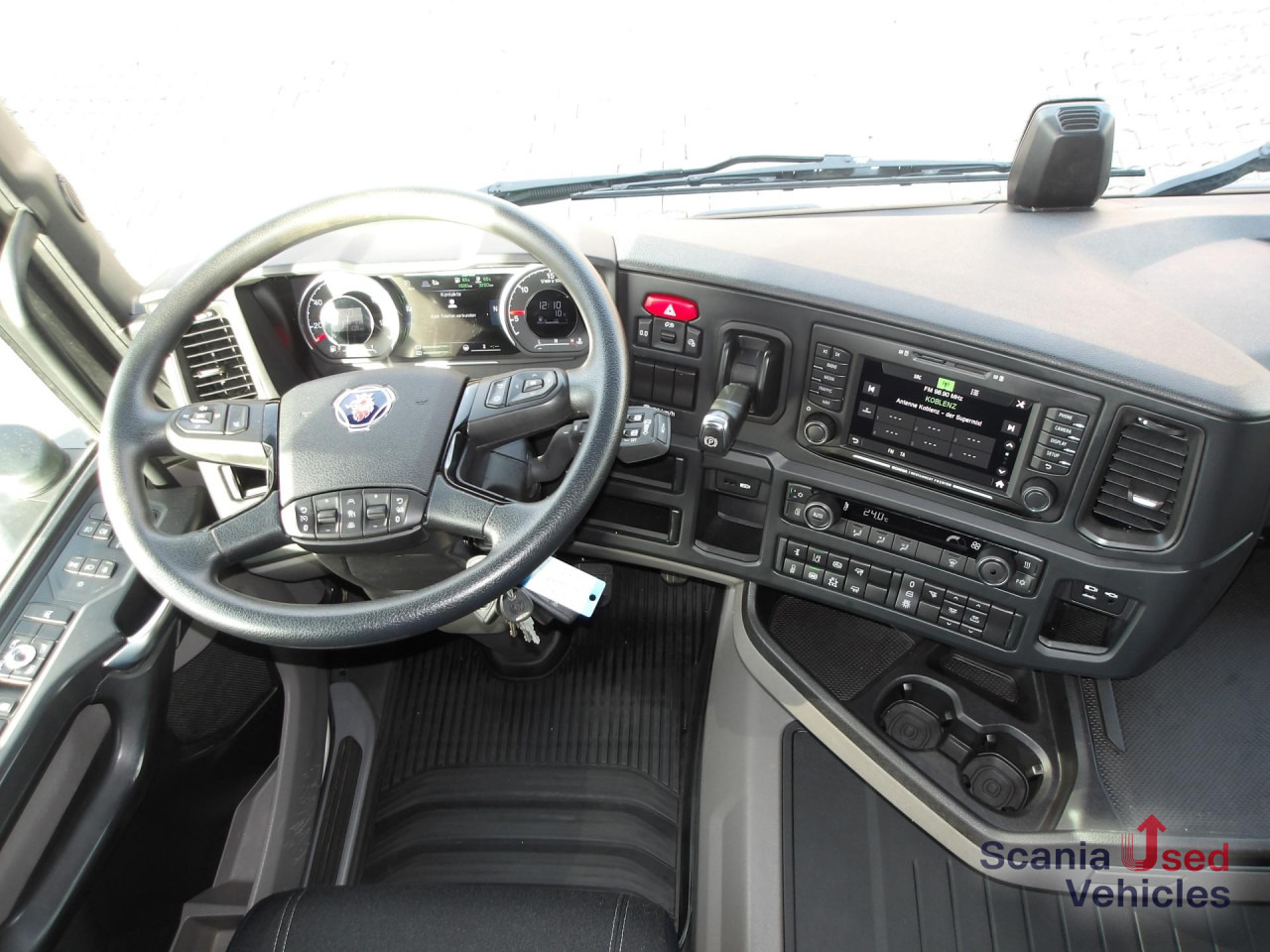 SCANIA R 460 NA - HYDRAULIK - ACC - HIGHLINE - ADR AT - Влекач: снимка 3 SCANIA R 460 NA - HYDRAULIK - ACC - HIGHLINE - ADR AT - Влекач: снимка 3