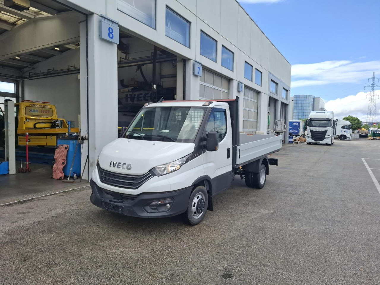 IVECO Daily 35C14 - Товарен бус: снимка 1 IVECO Daily 35C14 - Товарен бус: снимка 1