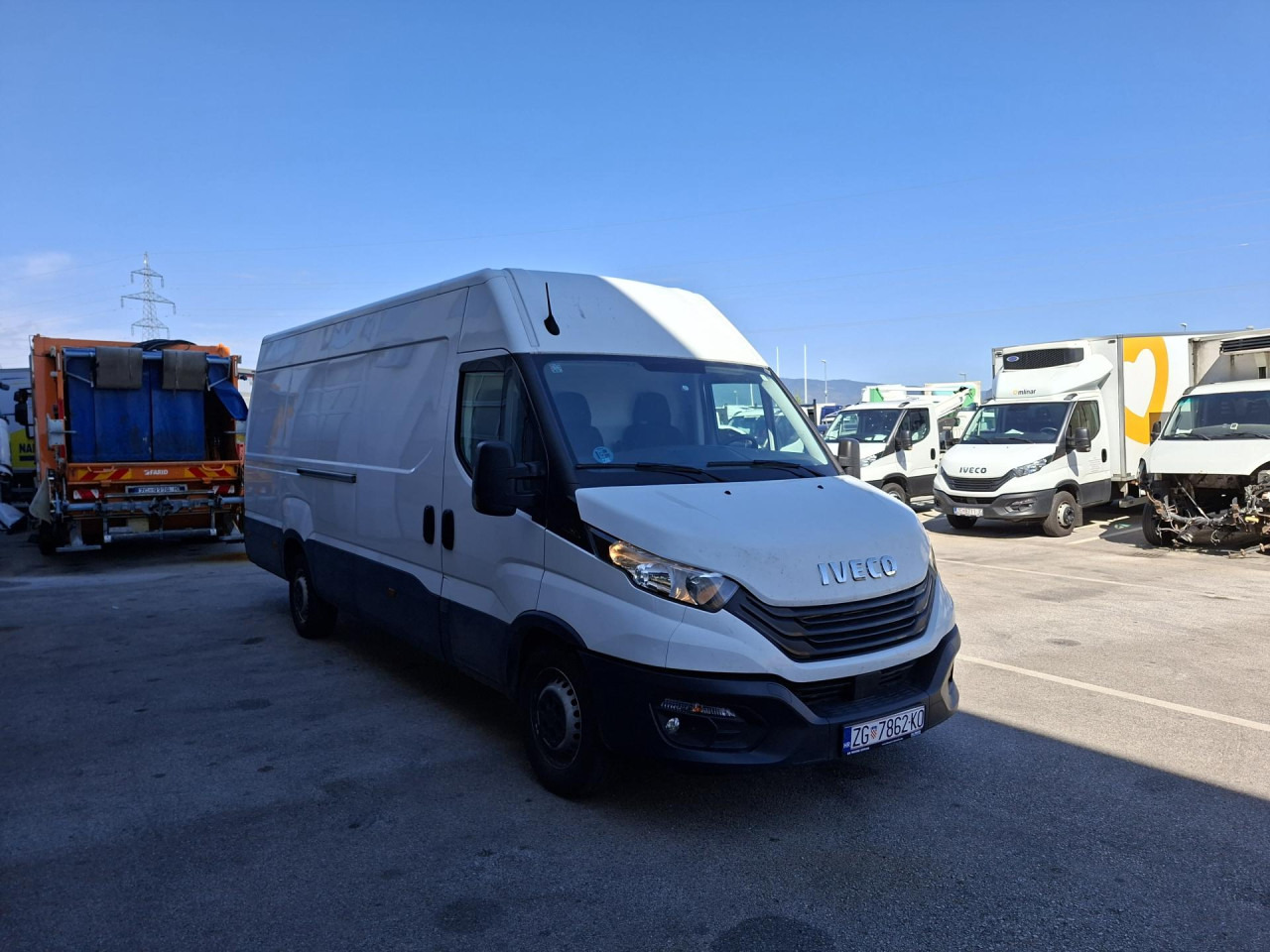 IVECO Daily 35S16V - Пътнически бус: снимка 1 IVECO Daily 35S16V - Пътнически бус: снимка 1