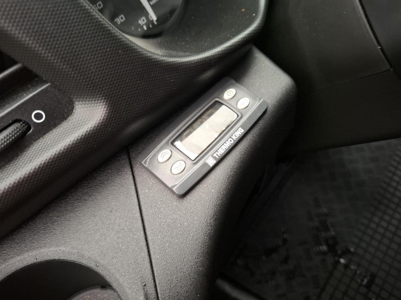 IVECO Daily 35S16V - Хладилен бус: снимка 2 IVECO Daily 35S16V - Хладилен бус: снимка 2