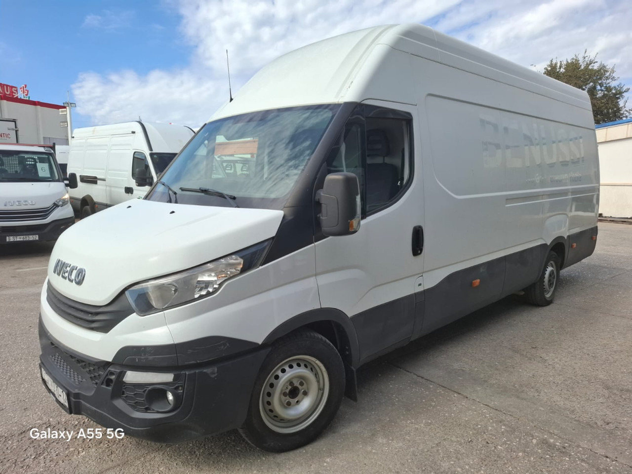IVECO Daily 35S16V - Пътнически бус: снимка 1 IVECO Daily 35S16V - Пътнически бус: снимка 1