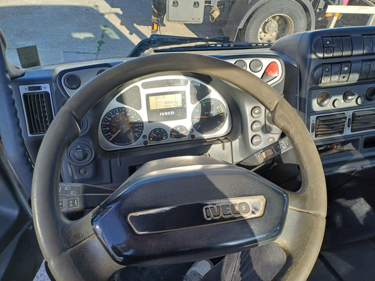 IVECO Daily Eurocargo ML180E28/P - Самосвал камион: снимка 4 IVECO Daily Eurocargo ML180E28/P - Самосвал камион: снимка 4