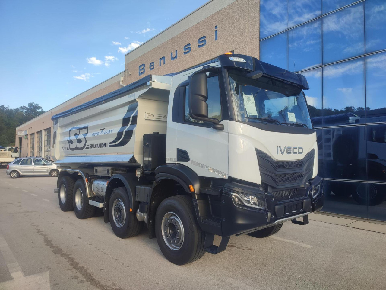 IVECO T-Way AD410T50 - Самосвал камион: снимка 2 IVECO T-Way AD410T50 - Самосвал камион: снимка 2