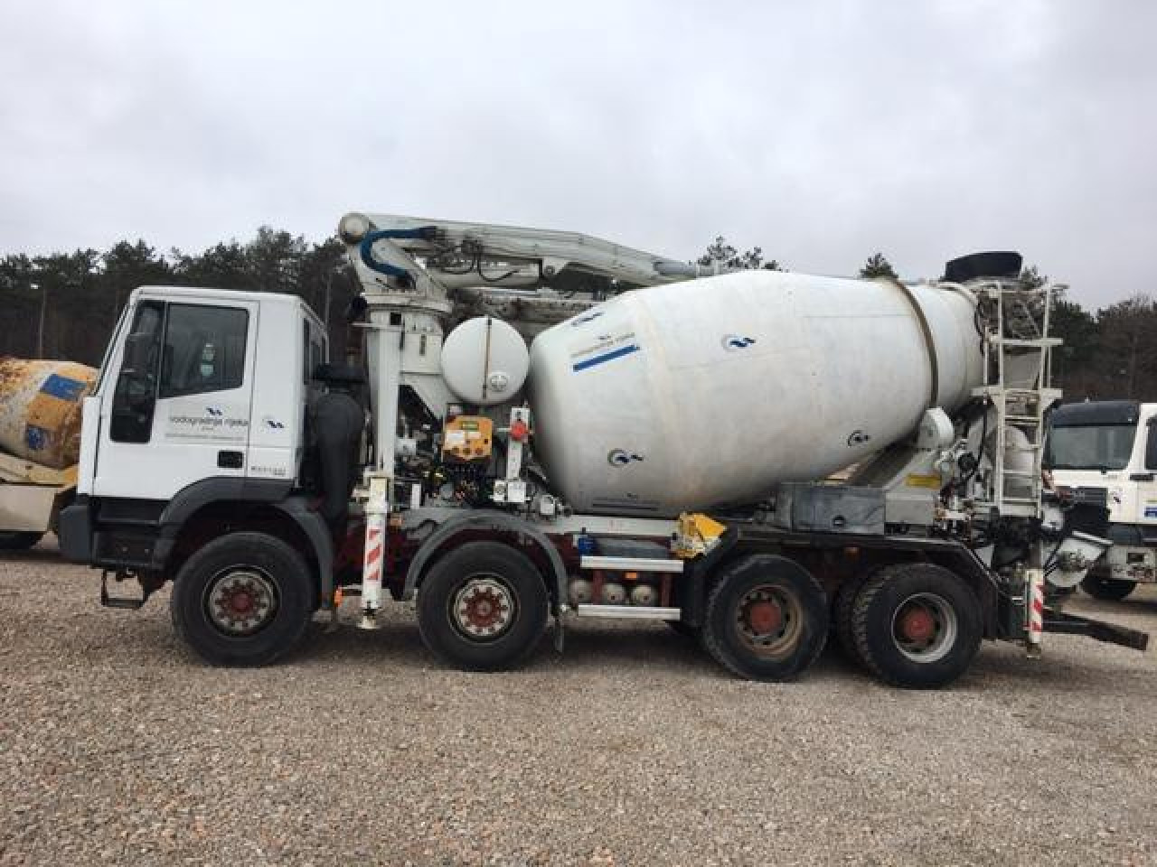 IVECO Trakker MP340E38H - Бетоновоз: снимка 1 IVECO Trakker MP340E38H - Бетоновоз: снимка 1