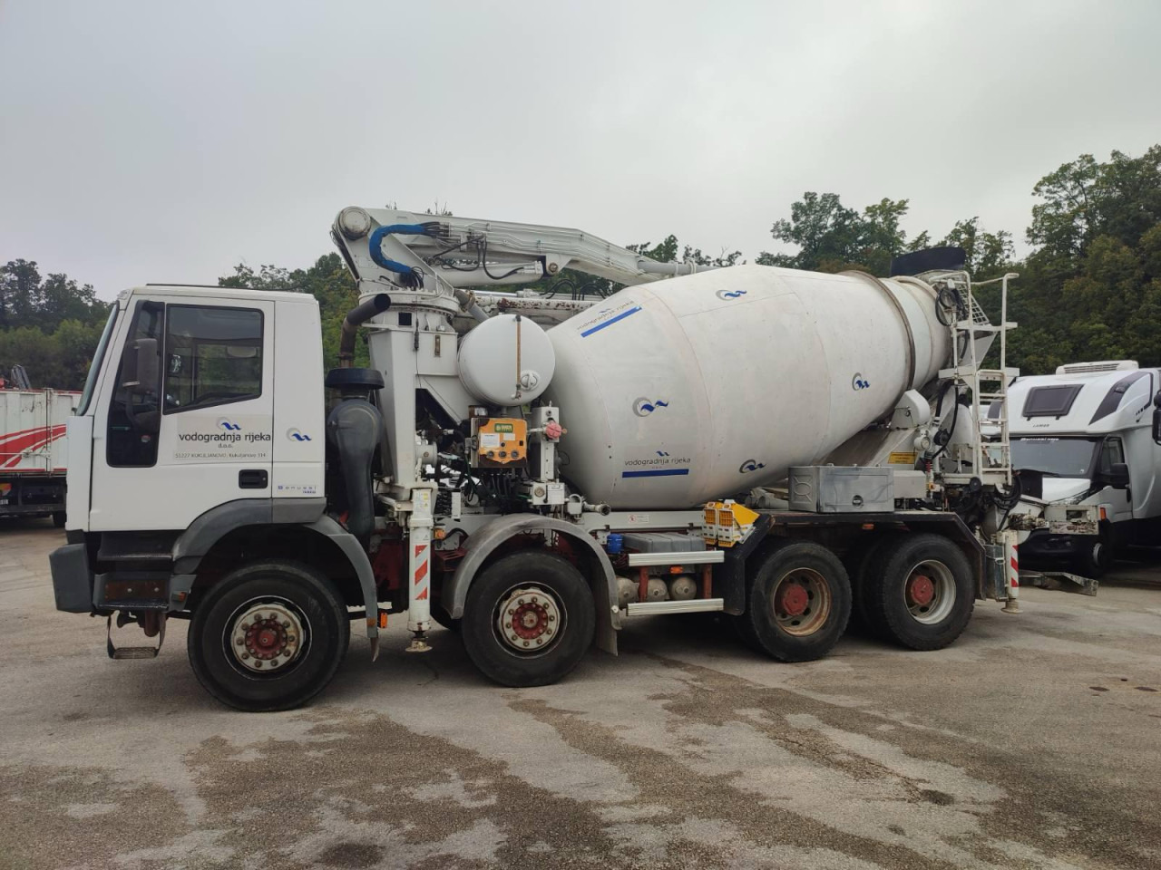 IVECO Trakker MP340E38H - Бетоновоз: снимка 2 IVECO Trakker MP340E38H - Бетоновоз: снимка 2