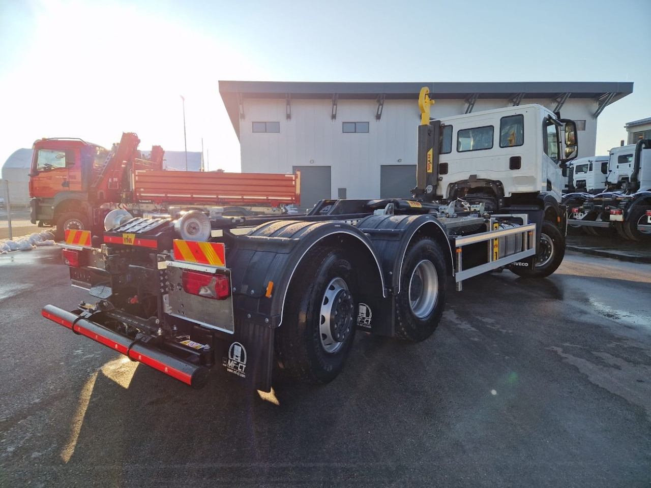 IVECO X-Way AD280X46Y/PS HR ON+ - Мултилифт с кука камион: снимка 4 IVECO X-Way AD280X46Y/PS HR ON+ - Мултилифт с кука камион: снимка 4