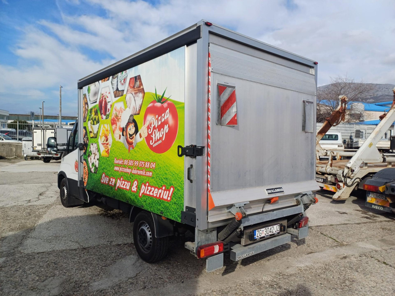 IVECO Daily 35S18H/P - Лекотоварен автомобил: снимка 4 IVECO Daily 35S18H/P - Лекотоварен автомобил: снимка 4