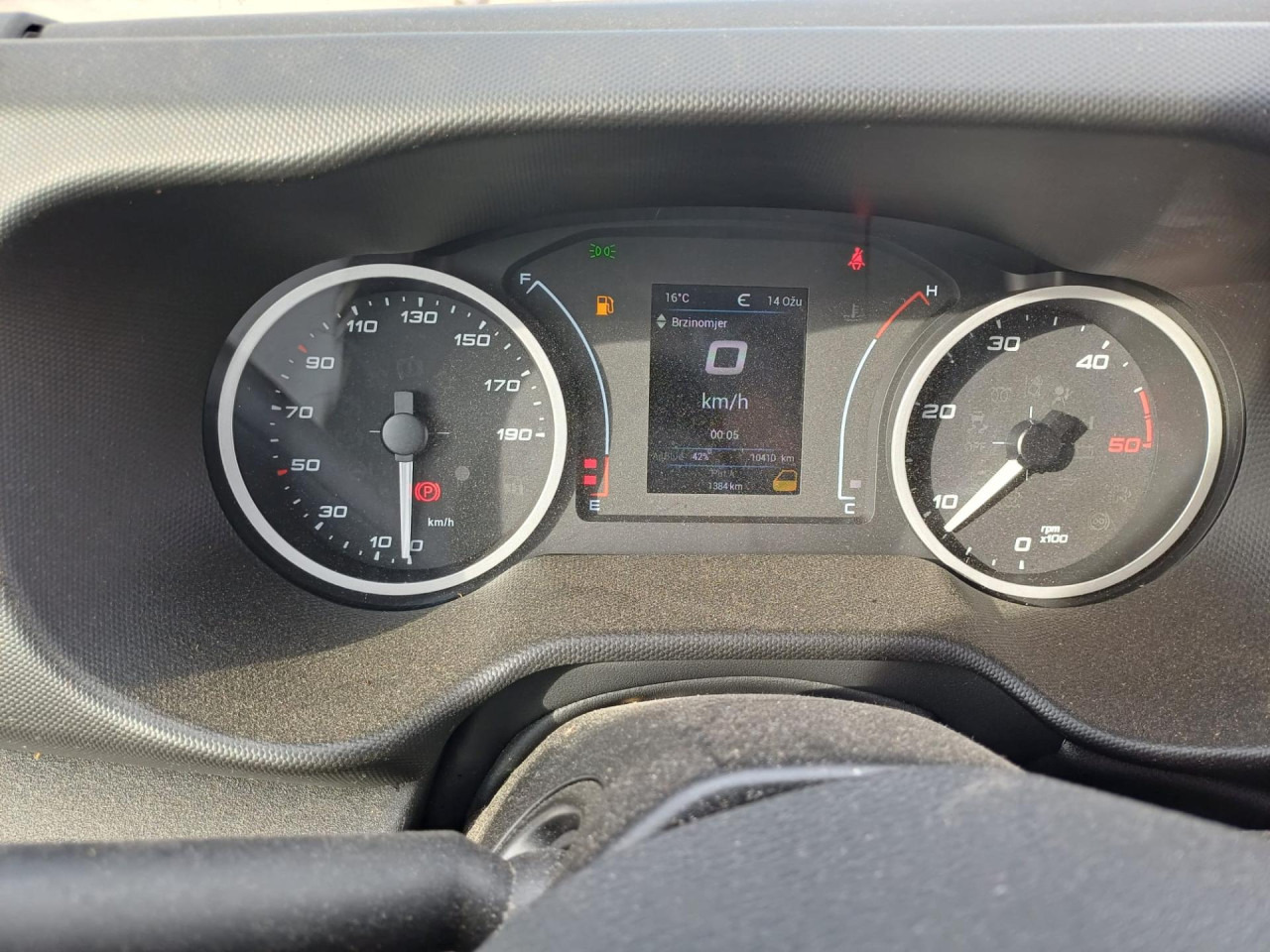 IVECO Daily 35S18H/P - Лекотоварен автомобил: снимка 2 IVECO Daily 35S18H/P - Лекотоварен автомобил: снимка 2