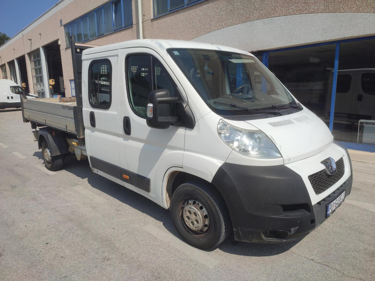 PEUGEOT Boxer 2.2 HDI - Бус самосвал, Бус с двойна кабина: снимка 2 PEUGEOT Boxer 2.2 HDI - Бус самосвал, Бус с двойна кабина: снимка 2