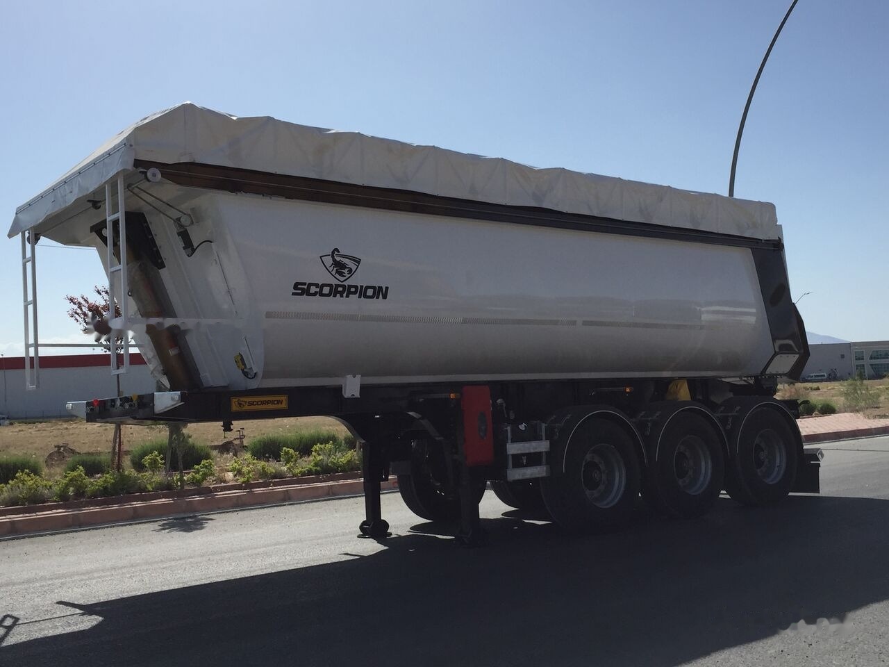 Scorpion Trailer SCORPION TRAILER NEW 3 AXLE TIPPER SEMI TRAILER (MANUFACTURER COMPANY) - Самосвал полуремарке: снимка 3 Scorpion Trailer SCORPION TRAILER NEW 3 AXLE TIPPER SEMI TRAILER (MANUFACTURER COMPANY) - Самосвал полуремарке: снимка 3
