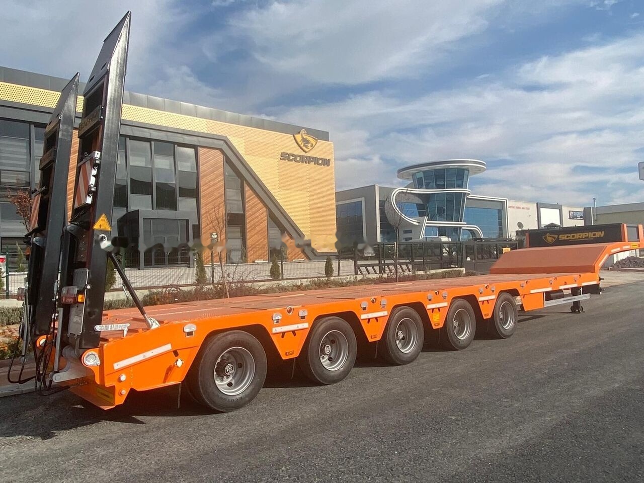 Scorpion Trailer SCORPION TRAILER NEW 5 AXLE LOWBED SEMI TRAILER (MANUFACTURER COMPANY) - Нискорамна площадка полуремарке: снимка 1 Scorpion Trailer SCORPION TRAILER NEW 5 AXLE LOWBED SEMI TRAILER (MANUFACTURER COMPANY) - Нискорамна площадка полуремарке: снимка 1