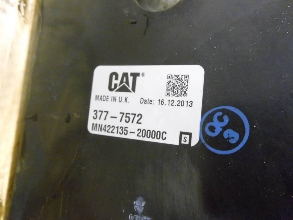 CAT 906 H 2 Kylare, 377-7572  - Радиатор за Строителна техника: снимка 4 CAT 906 H 2 Kylare, 377-7572  - Радиатор за Строителна техника: снимка 4