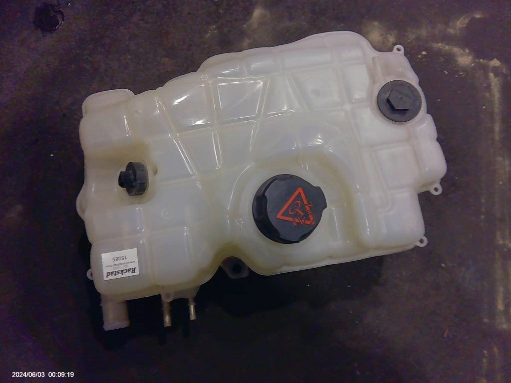 Scania R410 Expansionskärl, 2545035 - Двигател за Камион: снимка 1 Scania R410 Expansionskärl, 2545035 - Двигател за Камион: снимка 1