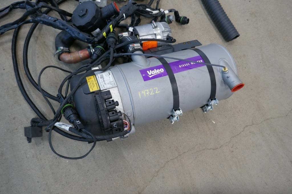 Volvo 8900 - Кабина за Камион: снимка 2 Volvo 8900 - Кабина за Камион: снимка 2