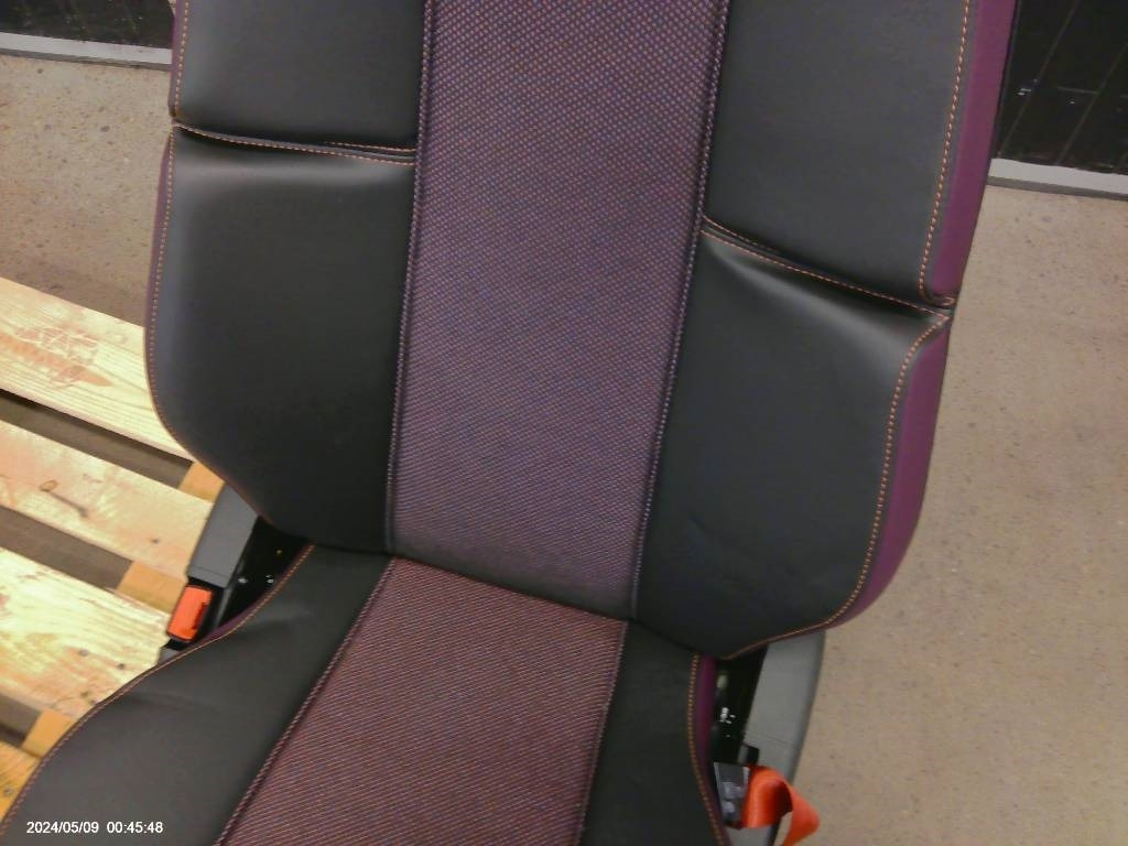 Volvo FM passagerarstol, 23766362 - Кабина за Камион: снимка 3 Volvo FM passagerarstol, 23766362 - Кабина за Камион: снимка 3