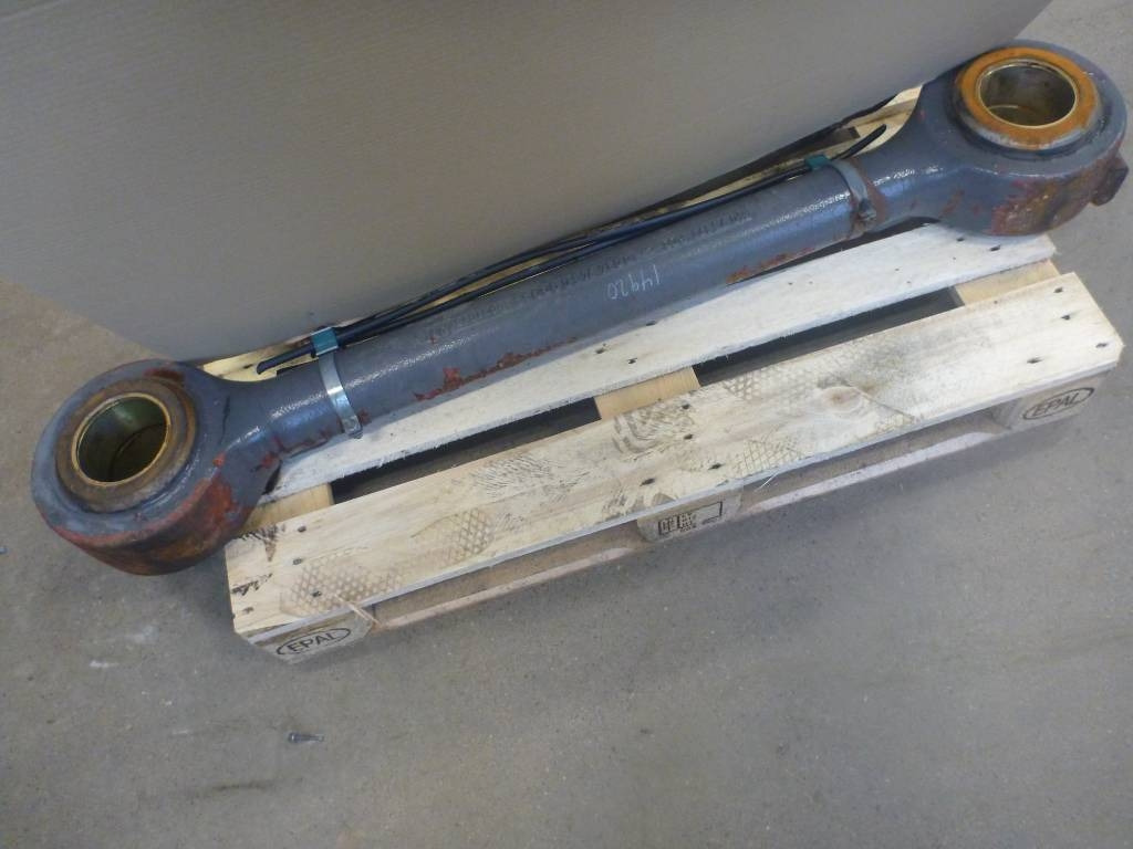 Volvo L 180 H Hundben, voe11093778 - Стрела за Строителна техника: снимка 1 Volvo L 180 H Hundben, voe11093778 - Стрела за Строителна техника: снимка 1