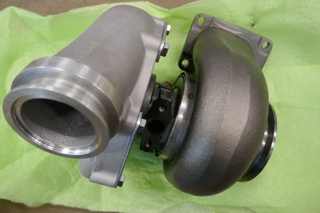 Volvo Turbo, voe11127624 - Двигател за Строителна техника: снимка 2 Volvo Turbo, voe11127624 - Двигател за Строителна техника: снимка 2
