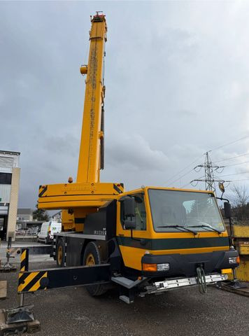 Liebherr LTM 1030/2, 4x4, SWISS - Камион с кран: снимка 2 Liebherr LTM 1030/2, 4x4, SWISS - Камион с кран: снимка 2