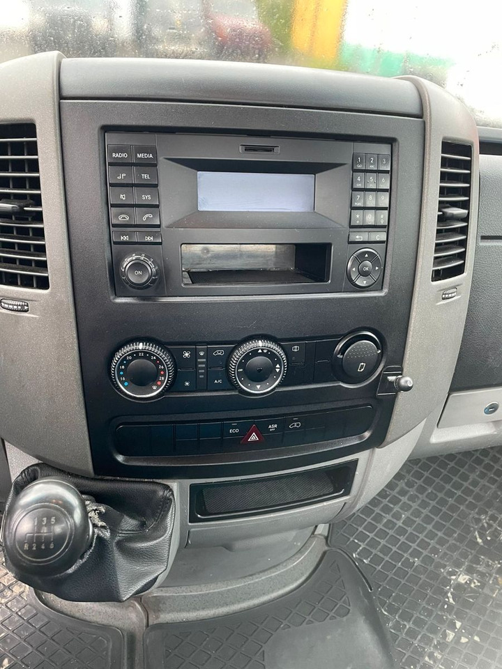 Mercedes-Benz 316 CDI, 5.20m Pritsche - Бордови бус: снимка 4 Mercedes-Benz 316 CDI, 5.20m Pritsche - Бордови бус: снимка 4