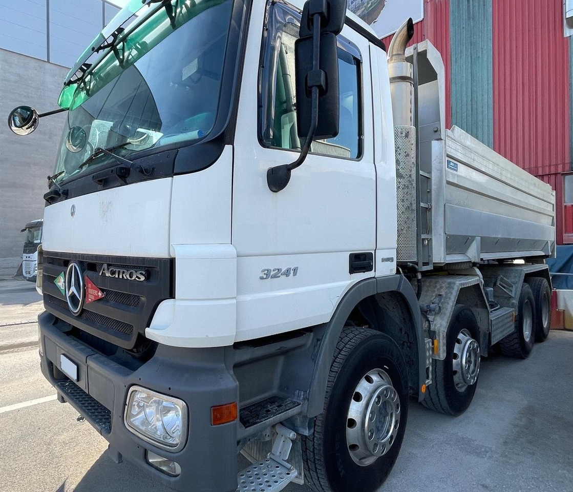 Mercedes-Benz Actros 3241 8x4,E5,Wechselsystem Mischer/Kipper - Бетоновоз: снимка 3 Mercedes-Benz Actros 3241 8x4,E5,Wechselsystem Mischer/Kipper - Бетоновоз: снимка 3