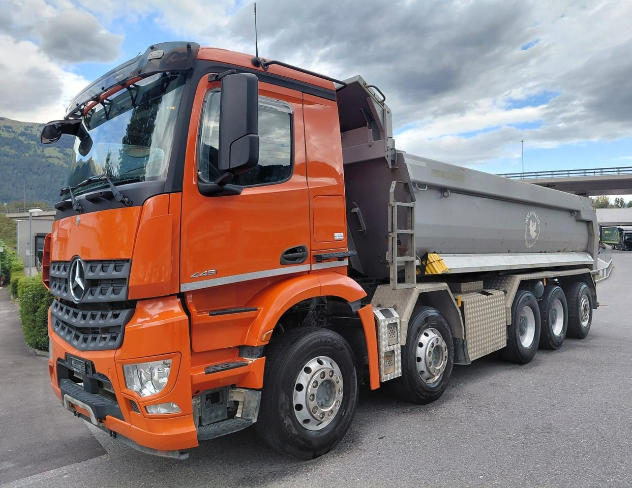 Mercedes-Benz Arocs 4451 10x4, E6, Meiller Dumper, Retarder - Самосвал камион: снимка 1 Mercedes-Benz Arocs 4451 10x4, E6, Meiller Dumper, Retarder - Самосвал камион: снимка 1