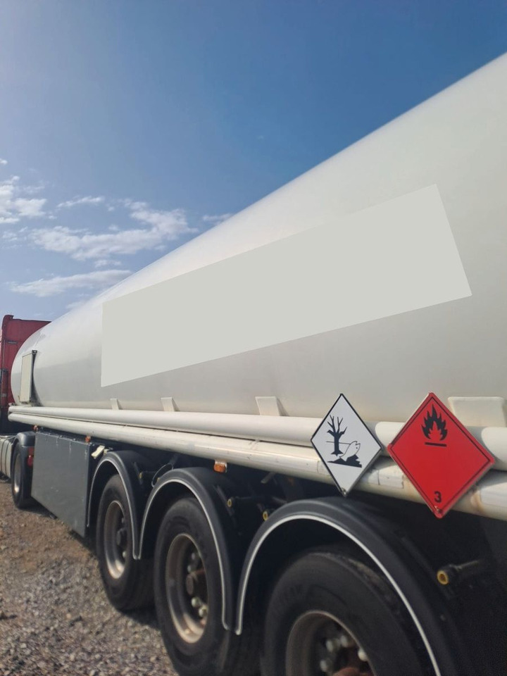Schrader ADR, Treibstoff Diesel/Benzin, 4 Kammern, Sening Schrader ADR, Treibstoff Diesel/Benzin, 4 Kammern, Sening - Полуремарке цистерна: снимка 3 Schrader ADR, Treibstoff Diesel/Benzin, 4 Kammern, Sening Schrader ADR, Treibstoff Diesel/Benzin, 4 Kammern, Sening - Полуремарке цистерна: снимка 3