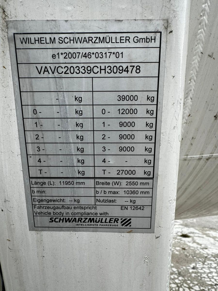 Schwarzmüller 5 Kammern, ADR, Treibstoff Fuel - Полуремарке цистерна: снимка 5 Schwarzmüller 5 Kammern, ADR, Treibstoff Fuel - Полуремарке цистерна: снимка 5